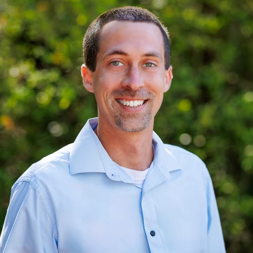 Headshot of Robert Mayor, LMHC