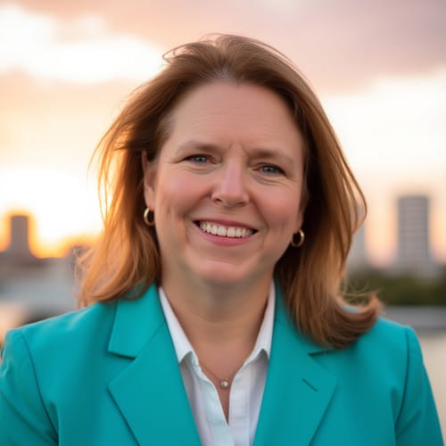 Headshot of Megan Ramirez, APRN