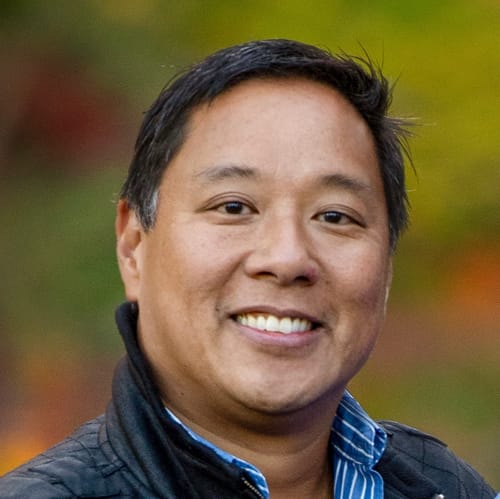 Headshot of Alberto Chang, LICSW