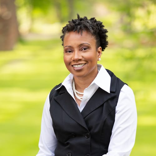 Headshot of Kimberly Martin, PSYCHOLOGIST