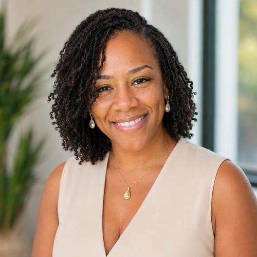 Headshot of Amanda Davis, LPC