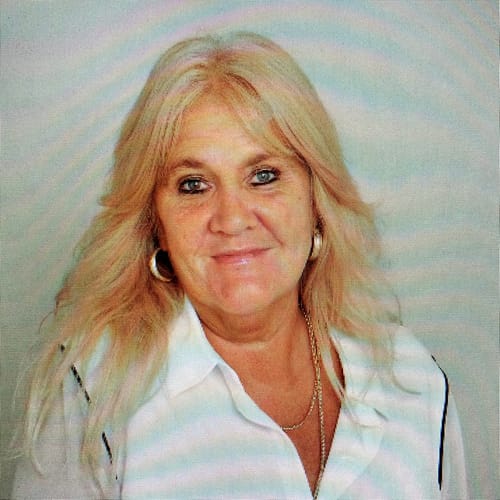 Headshot of Mary Arnold, LMHC