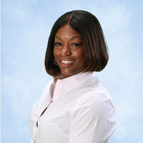 Headshot of Aretha Hamlin, NP
