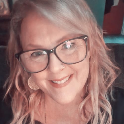 Headshot of Kelli Murray, LMSW