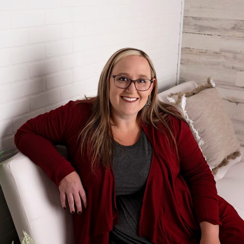 Headshot of LeAnne Shepard, LPC