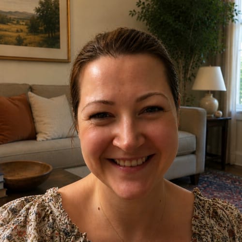 Headshot of Marija Marinkovic, LCSW