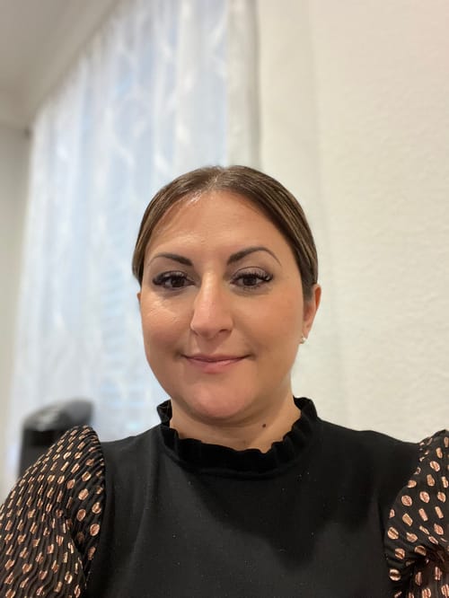 Headshot of Karine Babakhanyan, LMFT