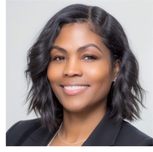 Headshot of Shaquana Thomas, LPC