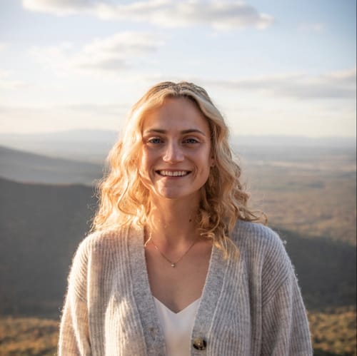 Headshot of Andrea Packwood, LCSW