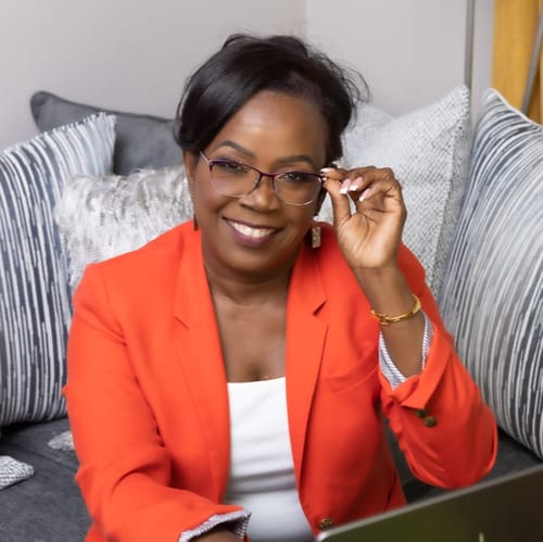 Headshot of Carline Brown, LCSW