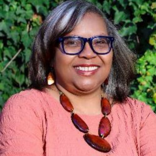 Headshot of Francine Owens, LCSW