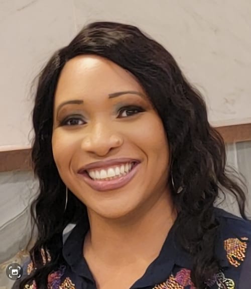 Headshot of Emmanuella Nnadozie, APRN