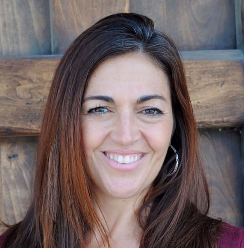 Headshot of Robin Buck, LMHC