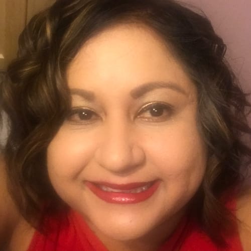 Headshot of Rae Guerra, LPC