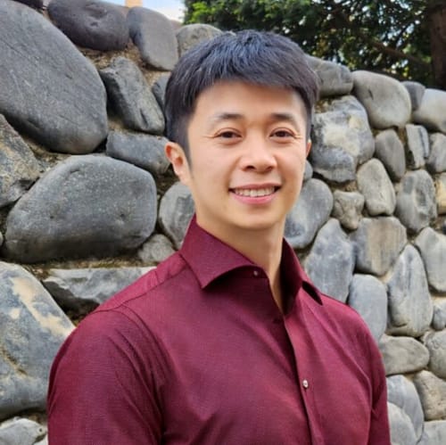 Headshot of William Lee, LCSW