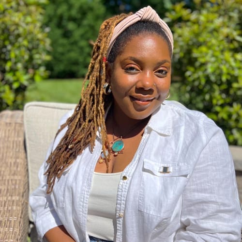Headshot of Bretta Lloyd, LCSW