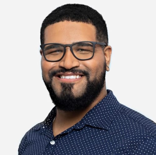 Headshot of Gabriel Pena, LMHC