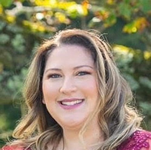 Headshot of Sara Braverman, LCSW