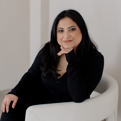 Headshot of Diane Morelos, LMFT