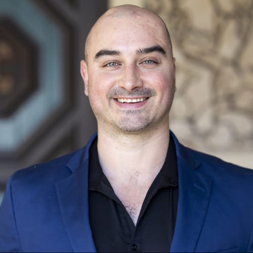 Headshot of Alex Bailey, LPC
