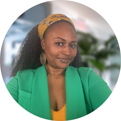 Headshot of Jamesa Staten, LCSW