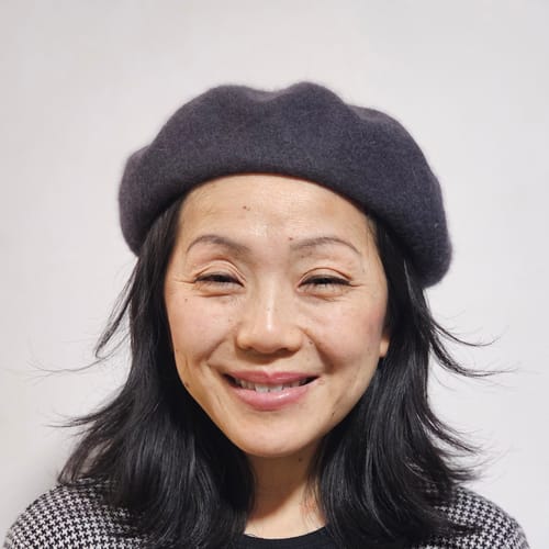 Headshot of Akiko Schaier, LCSW