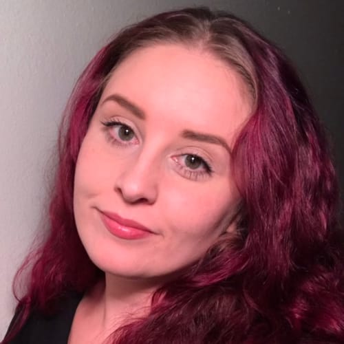 Headshot of Danielle Walker, LMFT