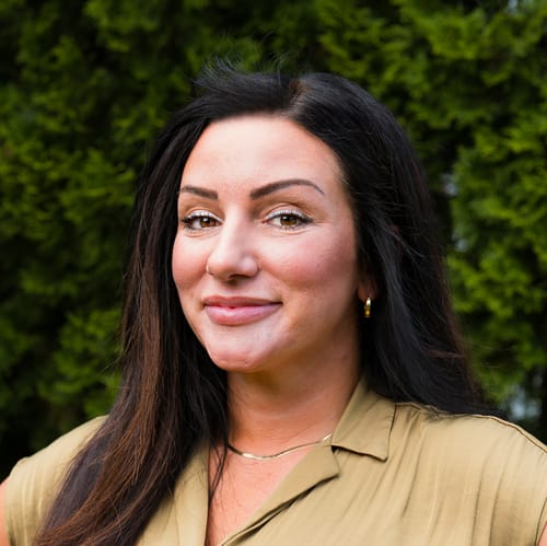 Headshot of Denise Huebler, APN