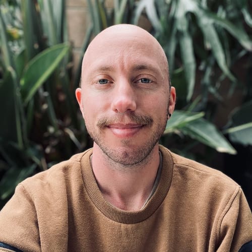 Headshot of Maddox Sprengel, LICSW