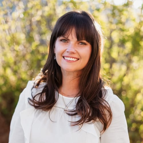 Headshot of Alina Mitchell, LPC