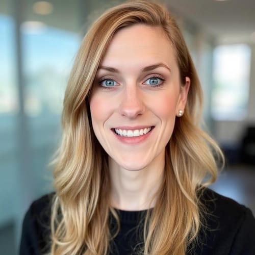 Headshot of Andrea Hansen, LMHC