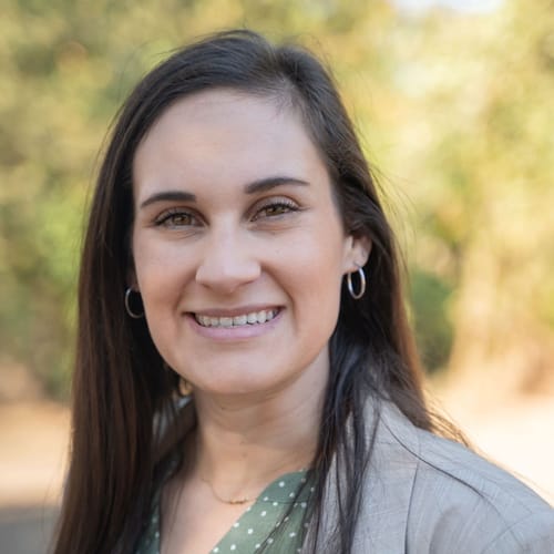 Headshot of Ashleigh Jones Hill, LPC