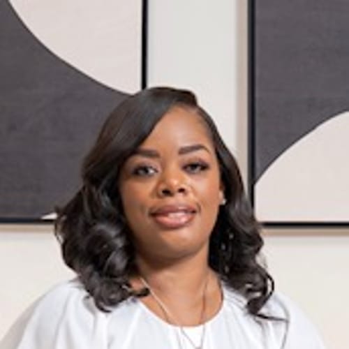 Headshot of Apolonia Williams, LCSW