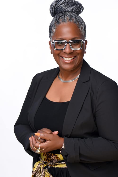 Headshot of Ikia Young, LPC
