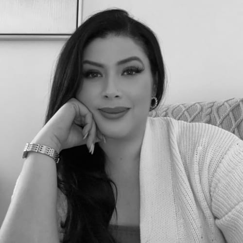 Headshot of Jessica Correa, LMFT