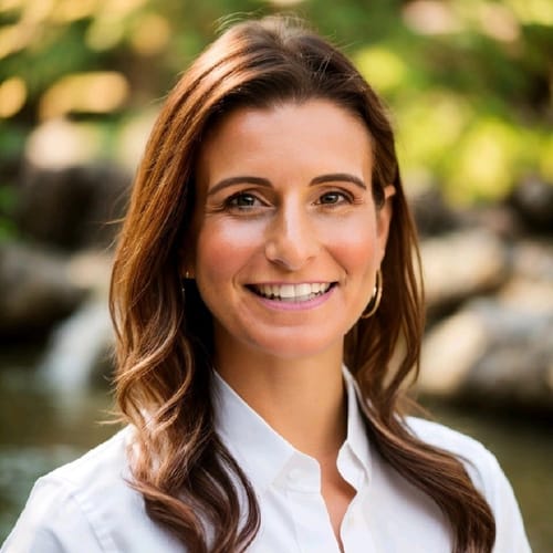 Headshot of Emily Kronhaus, LMHC