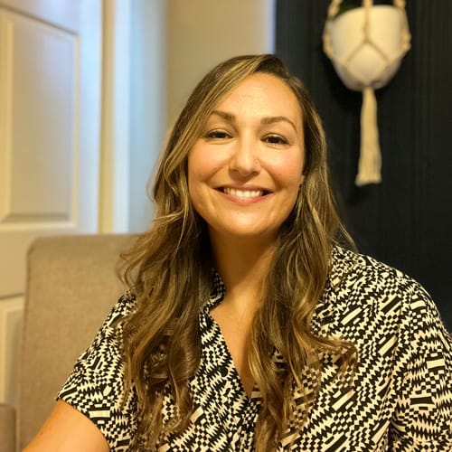 Headshot of Tina Pisani, LPC