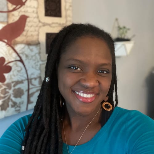 Headshot of Kenisha Hardy, LCSW