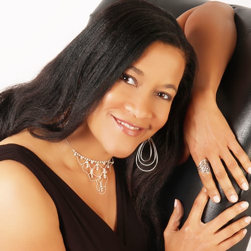 Headshot of Natalie Gidney-Cole, LCSW