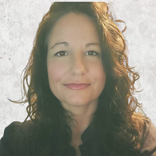 Headshot of Charlene Coscarelli, LMFT