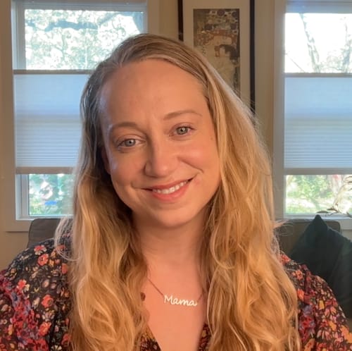 Headshot of Elizabeth Kirichenko, LPC