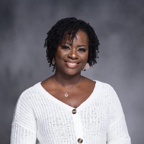 Headshot of Char'lese Perry, NP