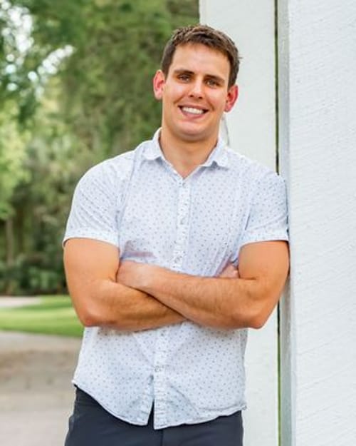 Headshot of Mitchell Zak, LMFT