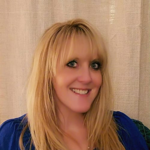 Headshot of Sara Sumner, LCSW