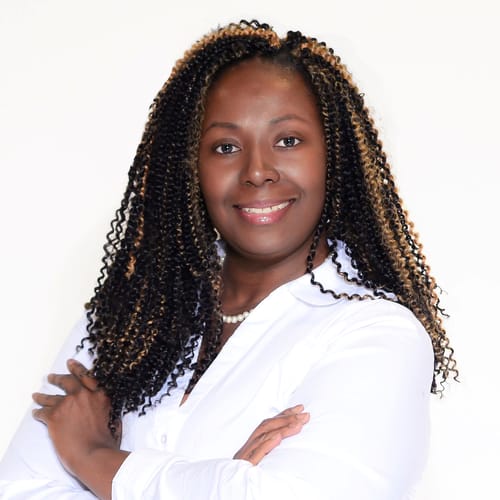Headshot of Trina Davis, LICSW