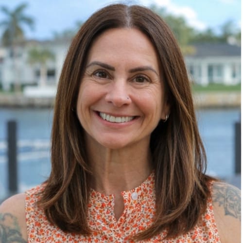 Headshot of Jennifer Perry, LICENSED_PSYCHOLOGIST