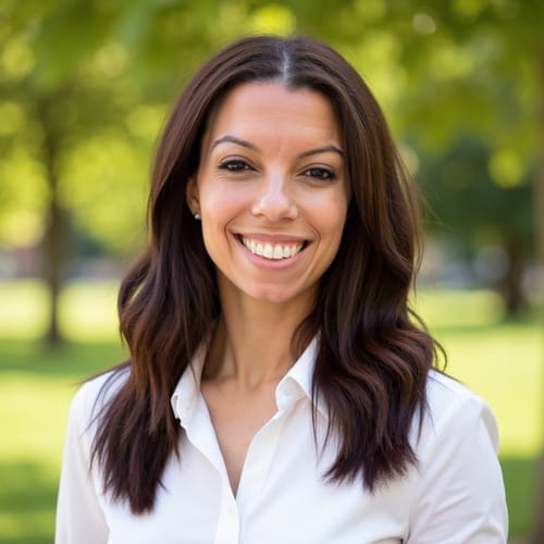 Headshot of Rosemarie Livingston, LCSW