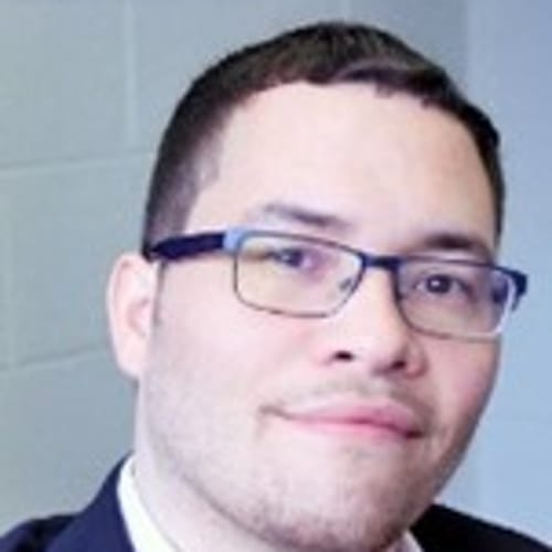 Headshot of Daniel Cruz, LICENSED_PSYCHOLOGIST