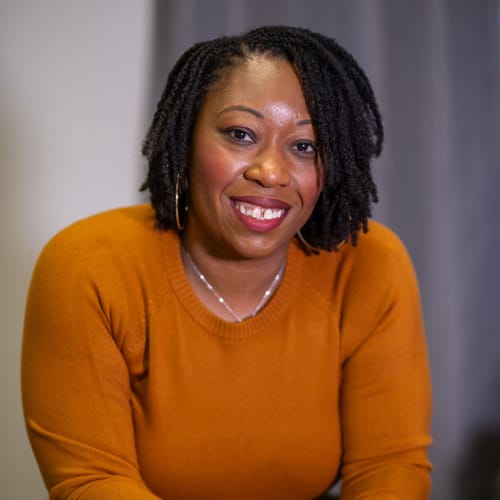 Headshot of Shani Johnson, LCSW