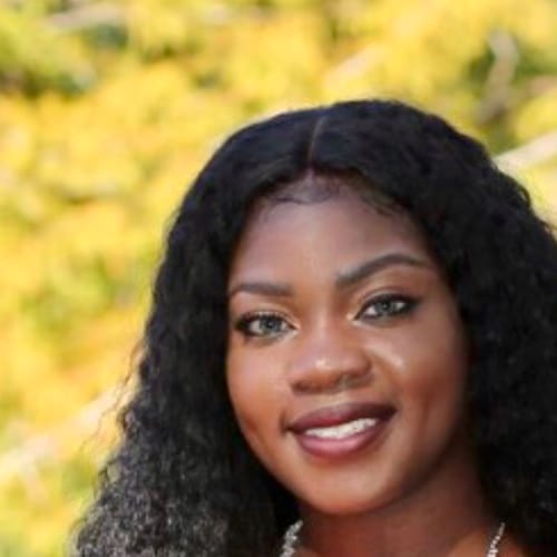 Headshot of Shieka Davis, LCSW